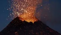 Италия объявляет тревогу из-за активности вулкана Этна: фото