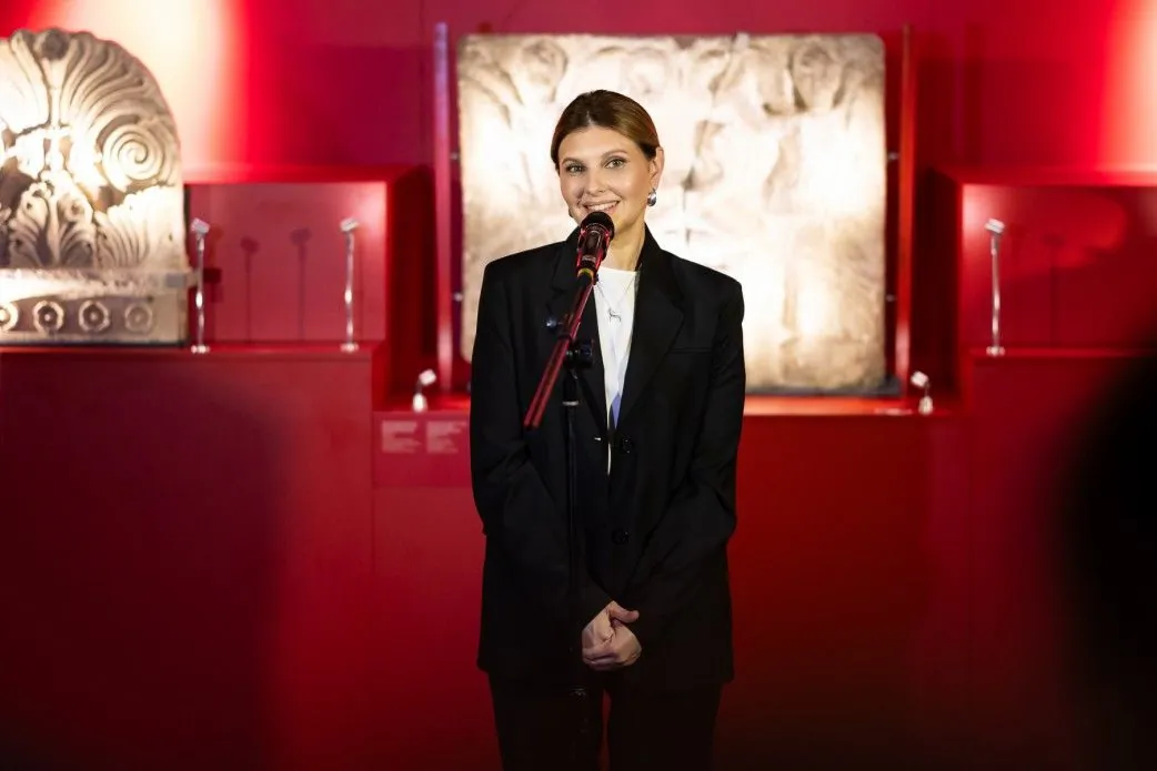 The First Lady opened the exhibition "Treasures of Crimea. Return", which presents Scythian gold