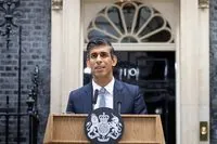 Великобритания: Сунак после поражения на выборах объявил об отставке в качестве лидера консерваторов, но не сразу