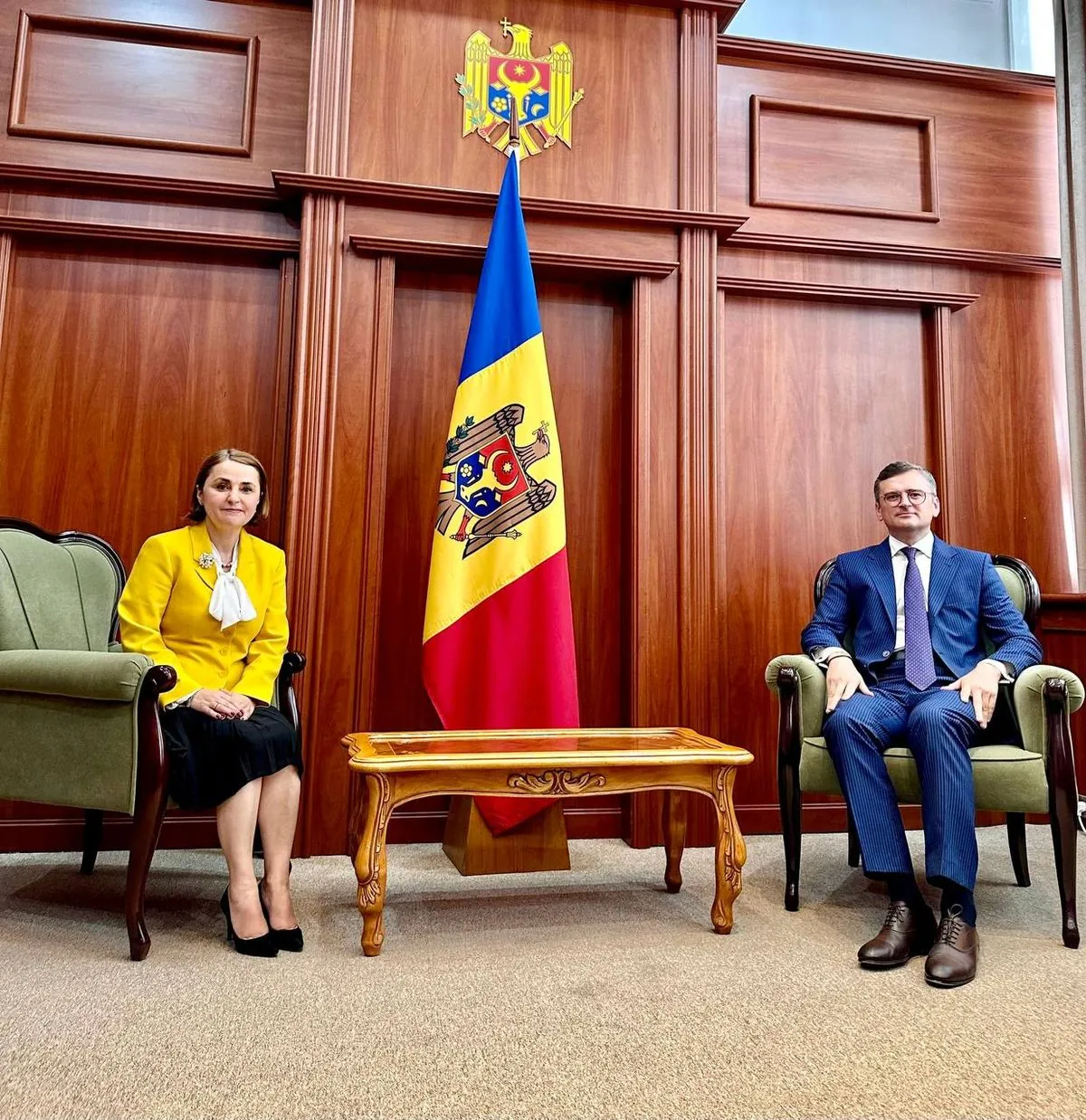 Передача системы Patriot и ожидания от саммита НАТО: Кулеба встретился с главой МИД Румынии
