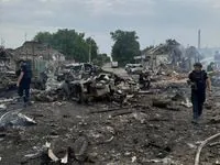 В Донецкой области враг сбросил две управляемые авиабомбы: 5 погибших, 8 раненых, значительные разрушения
