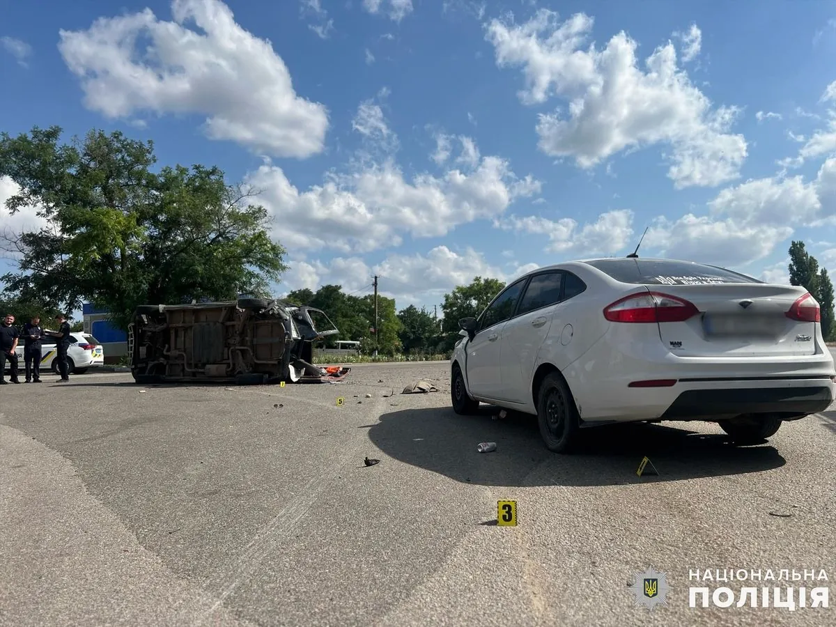 Two cars collide in Mykolaiv region: five children among the victims