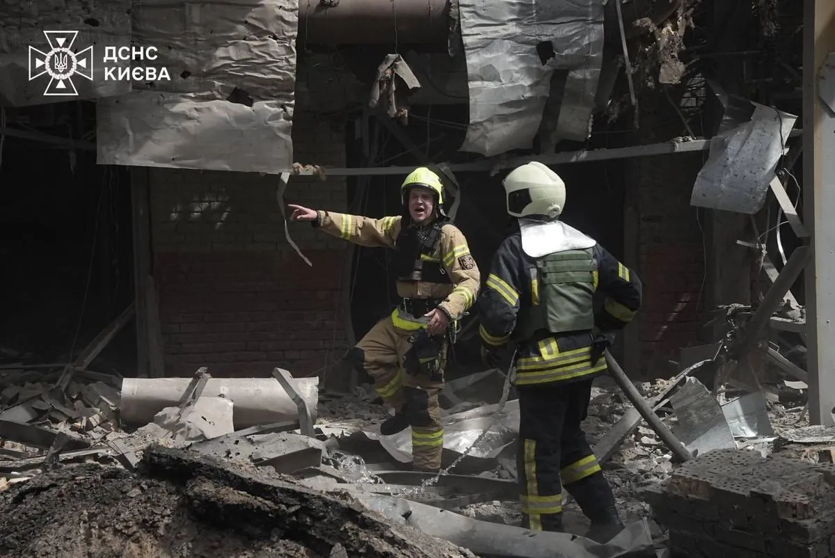 "Okhmatdyt" saved thousands of children. Now the hospital is damaged by the Russian attack": Zelensky shows footage of the aftermath of the enemy attack