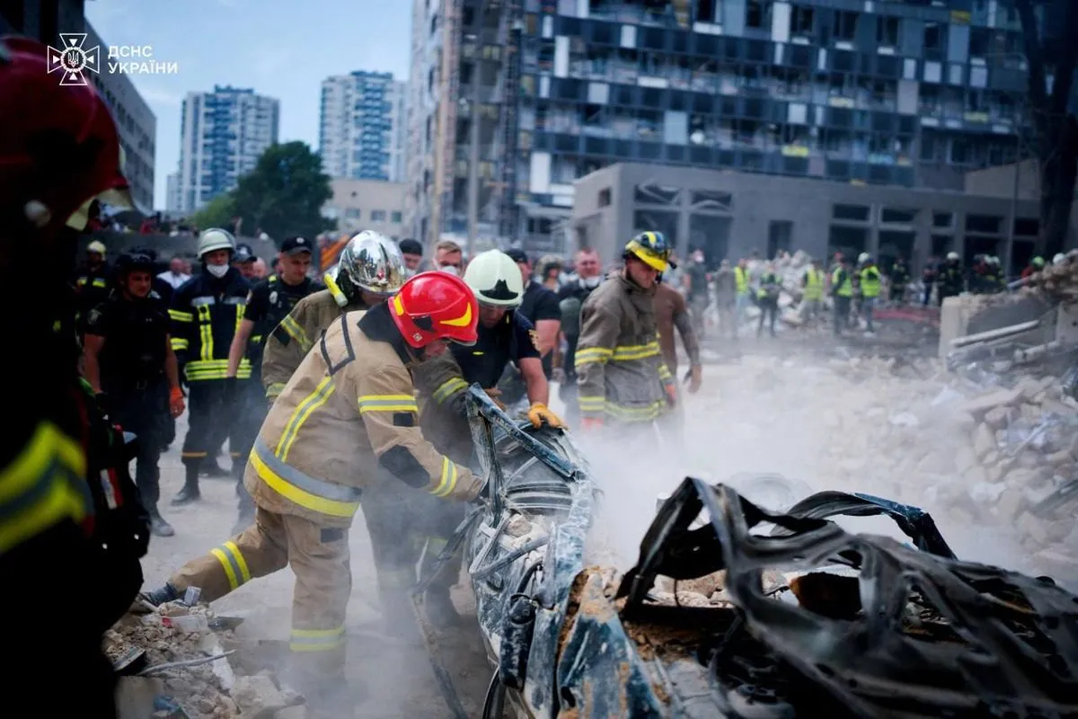 На территории "Охматдета" завершили аварийно-спасательные работы: двое погибших и 32 раненых