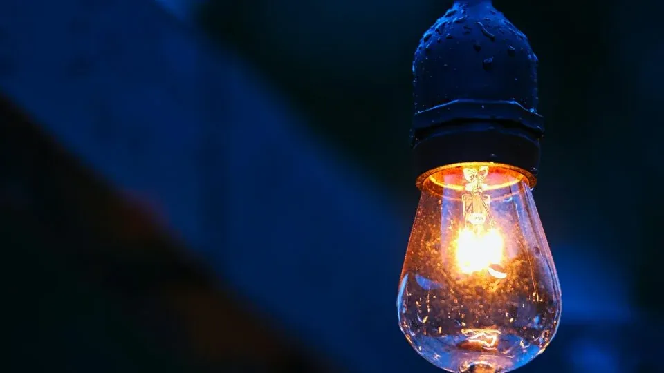 Завдяки допомозі ЄС: в "Укренерго" зменшили обсяг обмежень світла у вечірні години