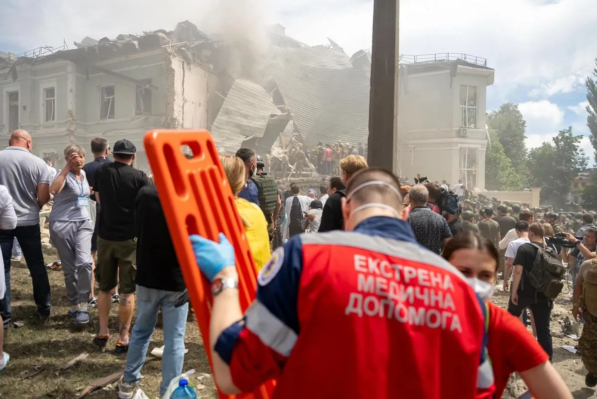 У Києві кількість жертв у результаті масованої ракетної атаки рф зросла до 33