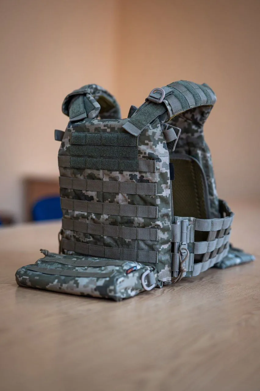 The Ministry of Defense is testing a new lightweight model of body armor