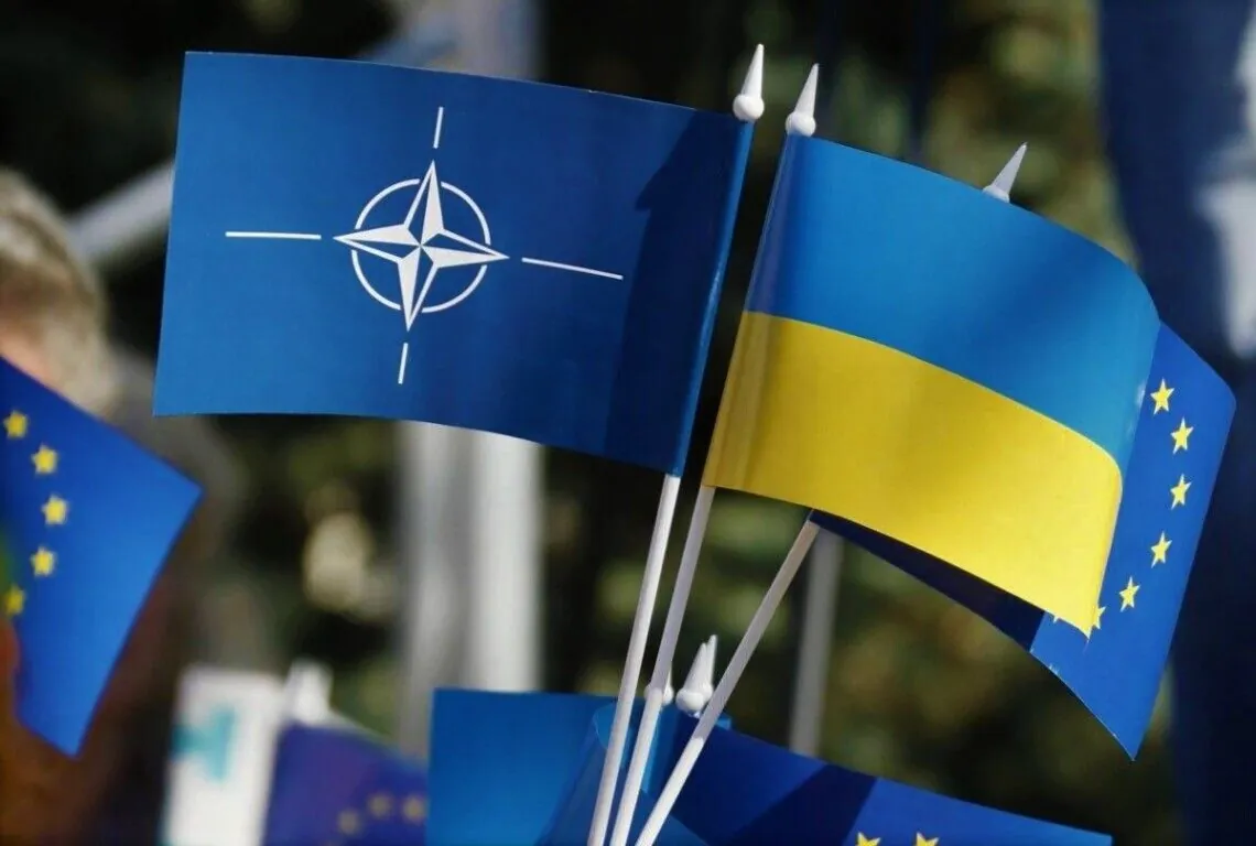В НАТО прогнозують війну в Україні ще на 3-4 роки, оскільки росія готова жити в умовах воєнної економіки