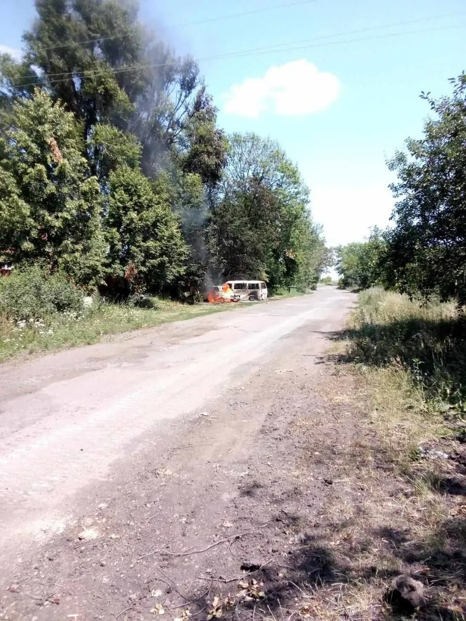На Харківщині окупанти вдарили дронами під час видачі пенсій пересувною поштою