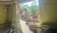 Наслідки рф-удару по рятувальному підрозділу у Торецьку: залишилися руїни, але рятувальники передислокувалися