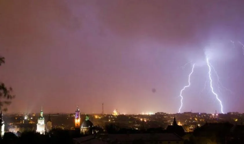A substation burned down in Lviv due to a severe thunderstorm