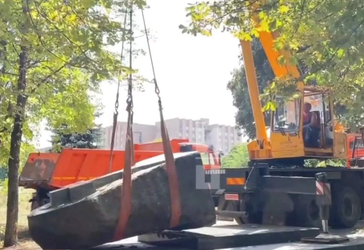 В окупованому Луганську демонтували пам'ятники жертвам сталінських репресій та Голодомору