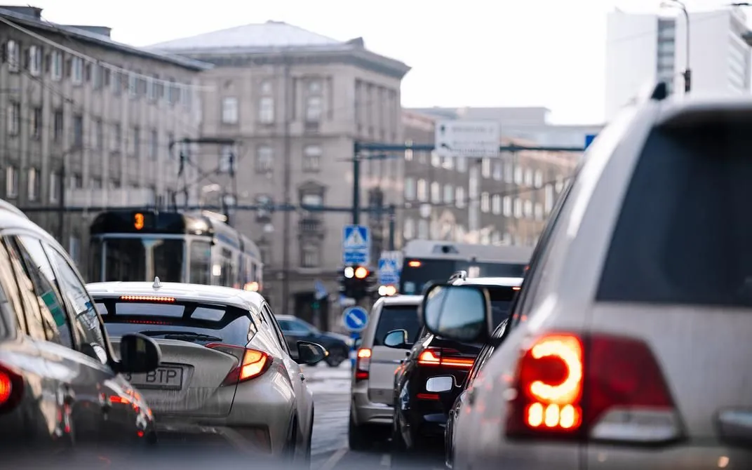 Країни Балтії заборонили в'їзд автомобілів із білоруськими номерами