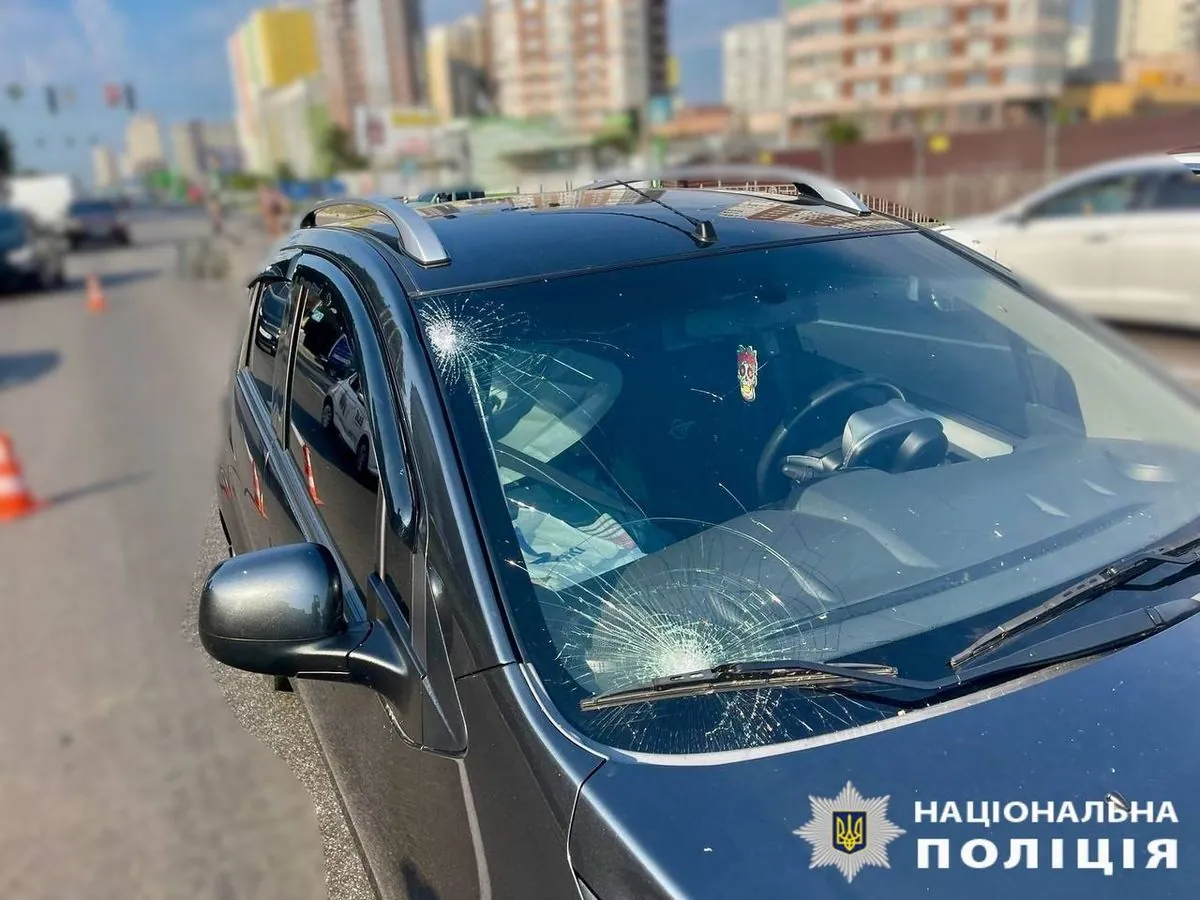 A 70-year-old driver of a Ravon hit a 15-year-old girl near Kyiv