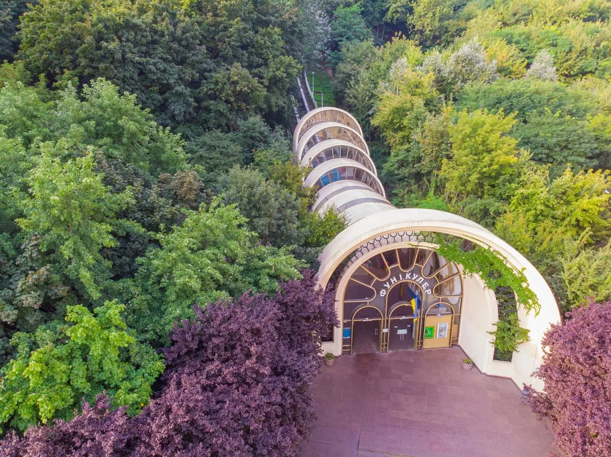 In the capital, the funicular will be closed for scheduled repairs