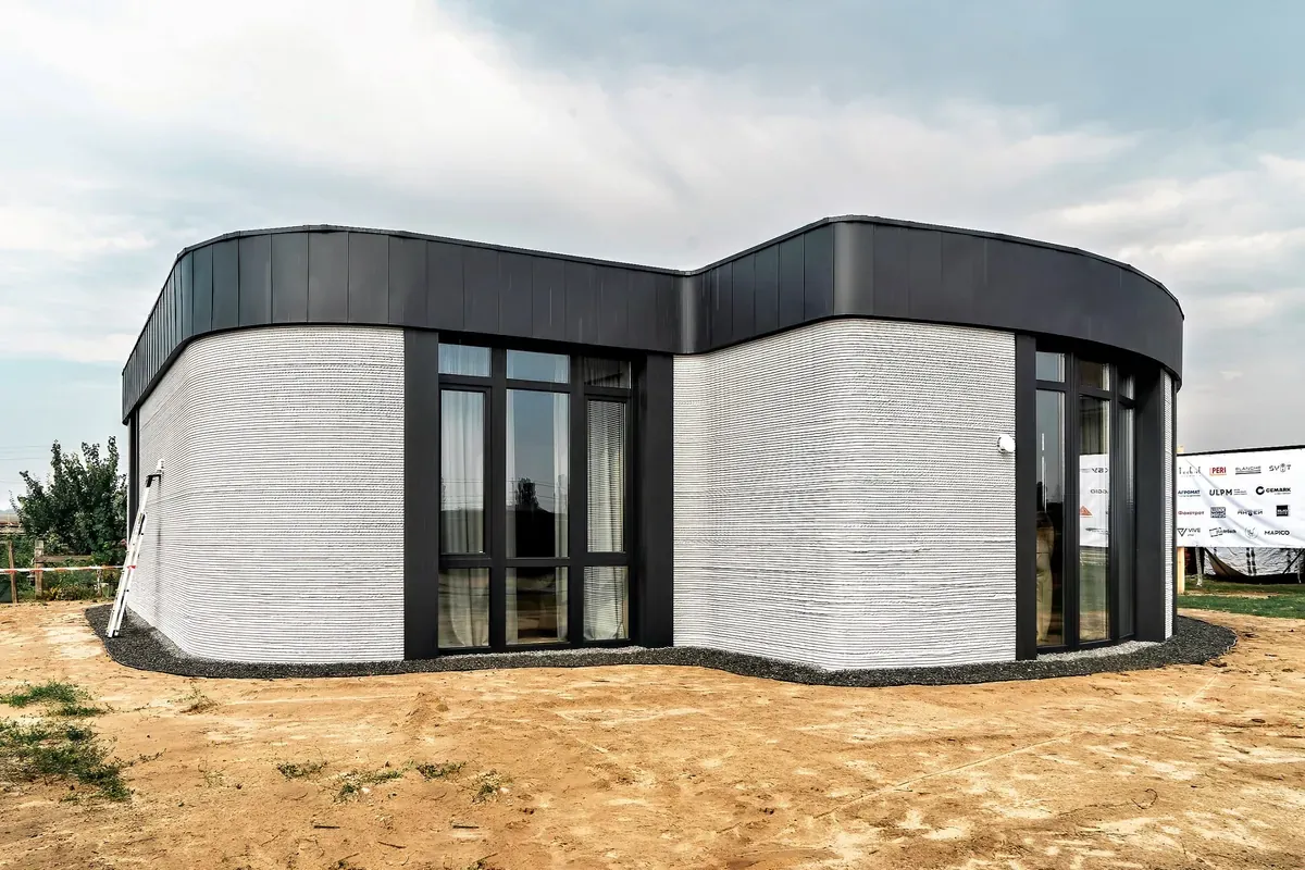 ukraines-first-3d-printed-house-for-the-family-of-a-fallen-soldier-built-in-irpin