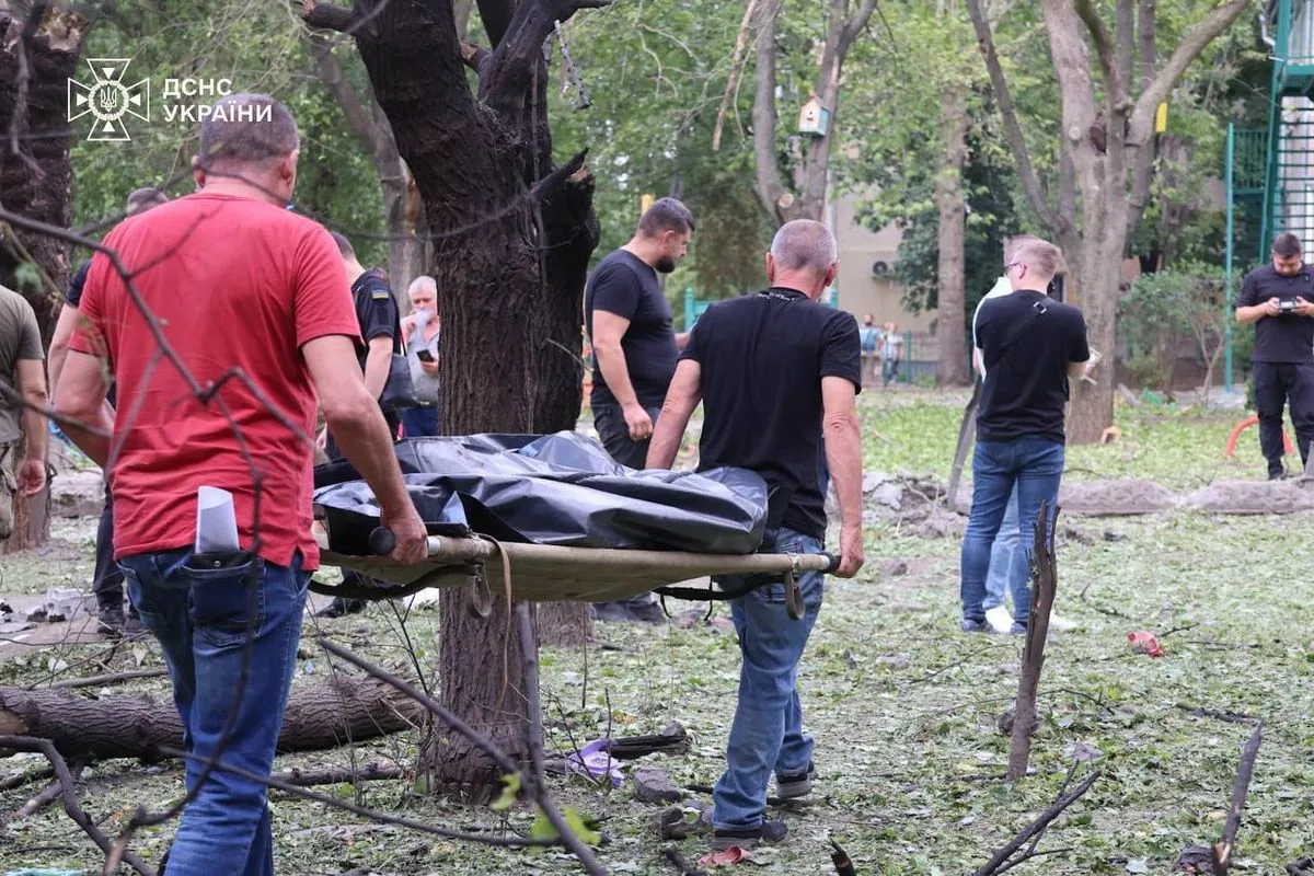 Ракетний удар рф по Миколаєву: кількість поранених зросла до 15