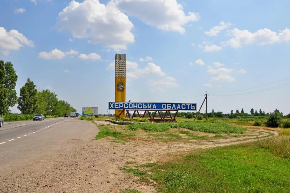 Kherson region: enemy hits critical infrastructure, 9 wounded