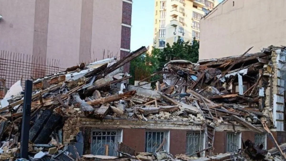 Kyiv will sue the developer who unauthorizedly demolished the Zelenskys' estate