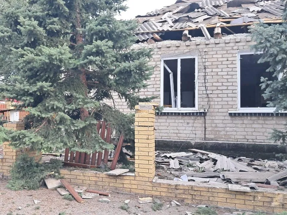 Враг за сутки обстрелял Донецкую область 39 раз: ранены 8 человек, повреждены десятки домов