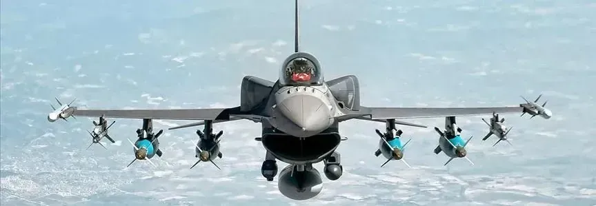 F-16 должны будут находиться в 40 км от фронта из-за риска сбивания - Сырский