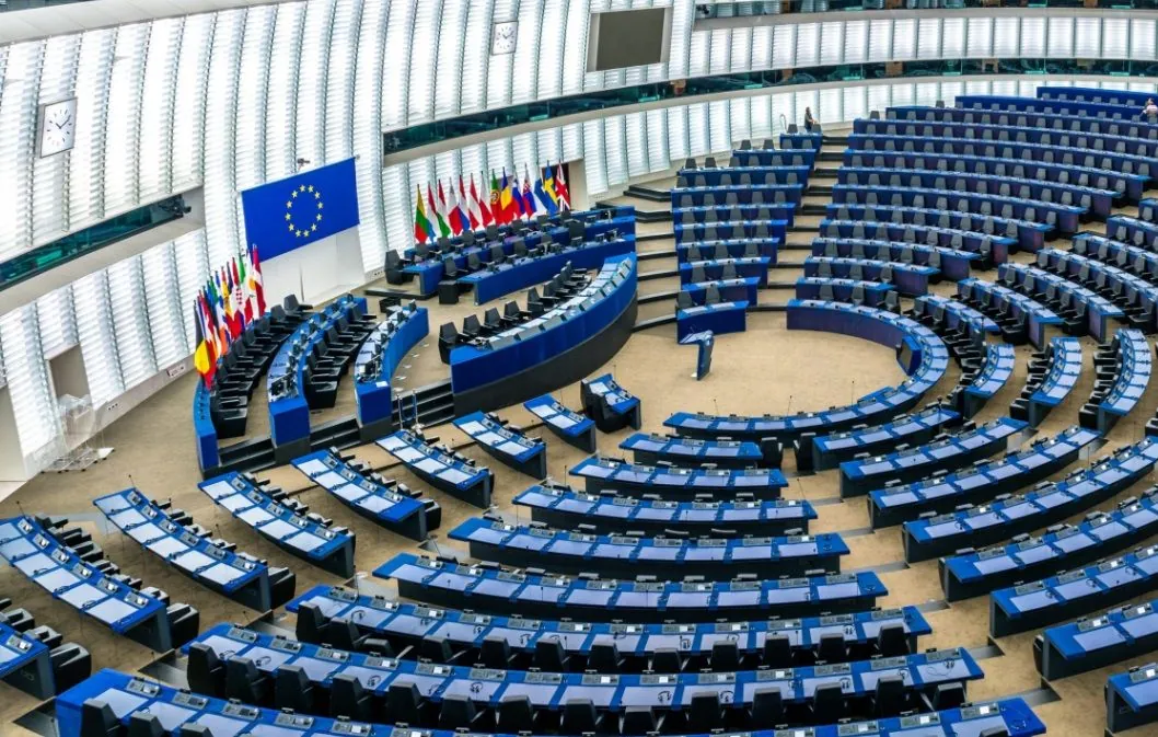 eu-forms-new-team-of-commissioners-who-will-join