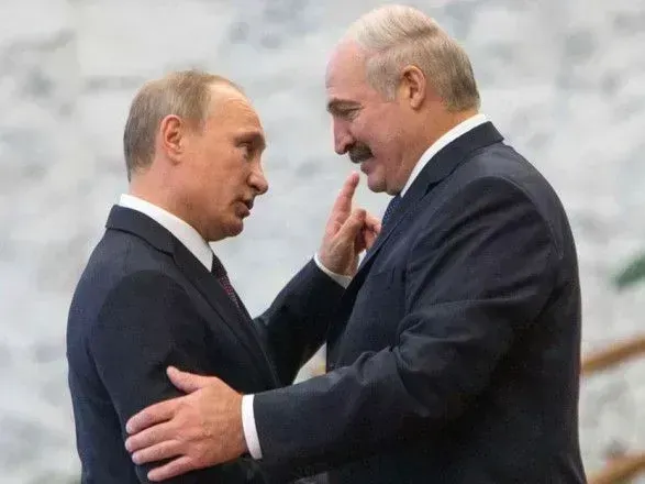lukashenko-arrives-in-russia-for-talks-with-putin