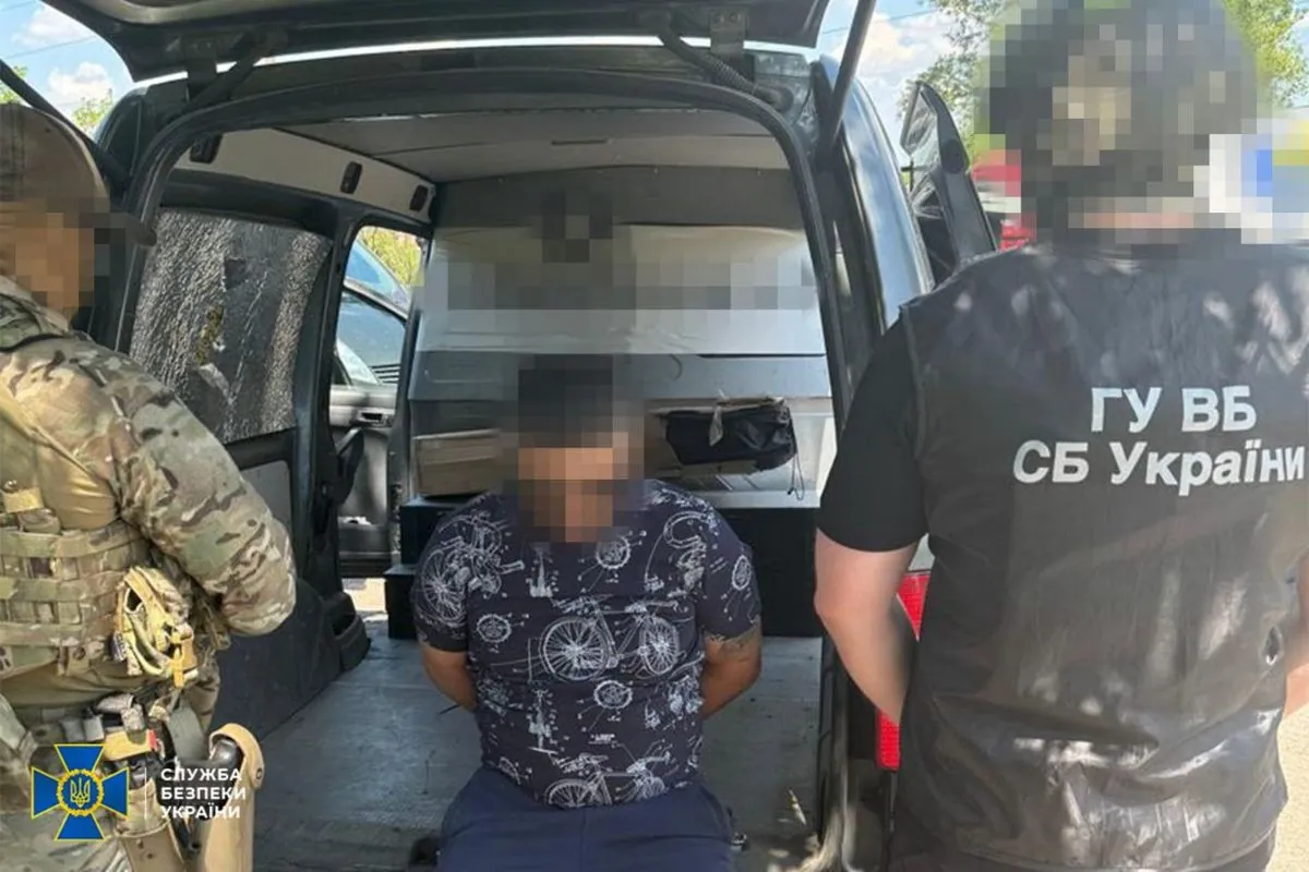 Selling trophy machine guns and explosives to criminals: gang of "black gunsmiths" detained