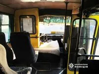 In Kyiv, a man was suspected of stealing money from a minibus: the drivers caught him trying to escape through the forest