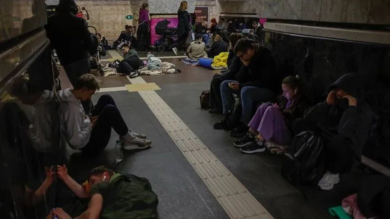 almost-115-thousand-people-took-refuge-in-the-subway-during-massive-attack-on-kyiv-kcsa