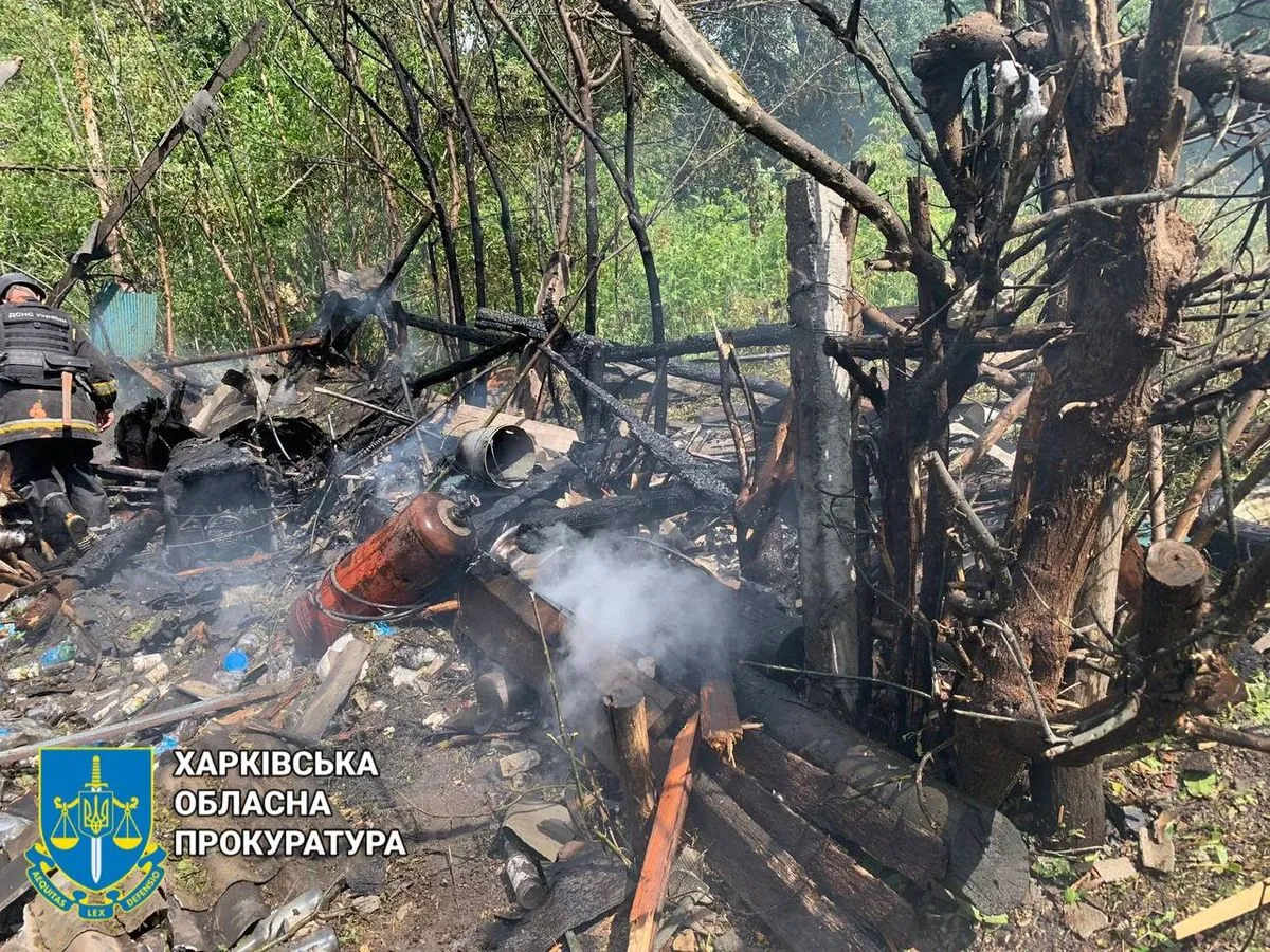 На Харьковщине спасатель приехал тушить пожар после удара рф, а оказался на пепелище собственного дома