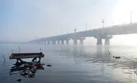 КГГА призывает правительство безотлагательно реставрировать мост Патона во избежание аварийных ситуаций