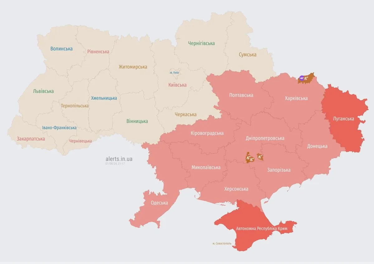 u-kropyvnytskomu-prolunaly-vybukhy-na-tli-balistychnoi-zahrozy