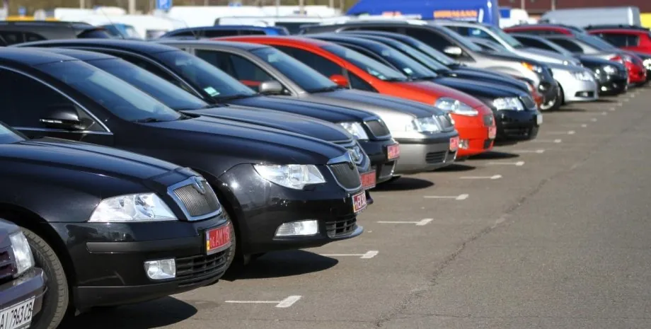 В этом году более 70% импортируемых в Украину автомобилей были подержанные