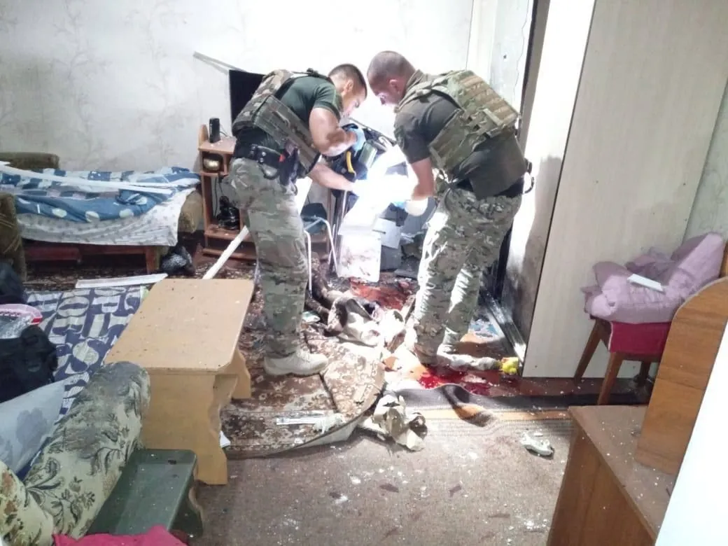 in-bila-tserkva-a-man-was-detained-for-detonating-a-grenade-his-wife-was-killed-he-and-his-son-were-injured