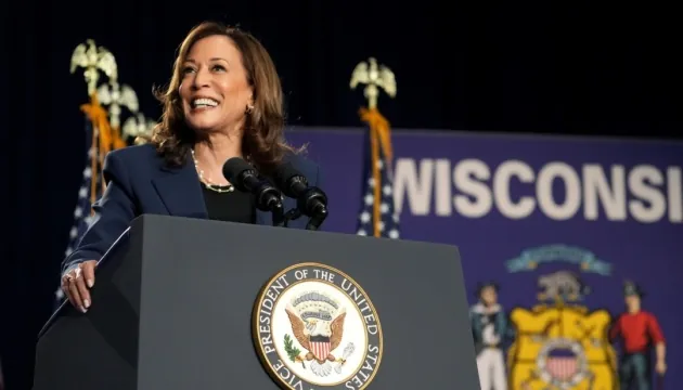 politico-harris-campaign-raised-more-than-dollar300-million-in-july