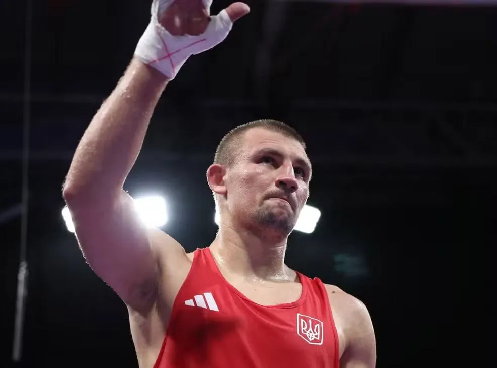 oleksandr-khyzhnyak-defeated-brazilian-boxer-at-the-2024-olympics-guaranteed-a-medal-for-ukraine