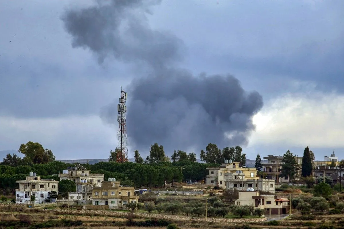 israel-strikes-a-convoy-of-trucks-on-the-border-of-syria-and-lebanon