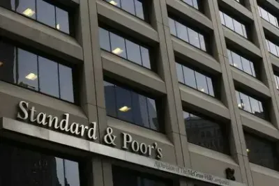 S&P понизило кредитный рейтинг Украины до "выборочного дефолта" на фоне реструктуризации долга