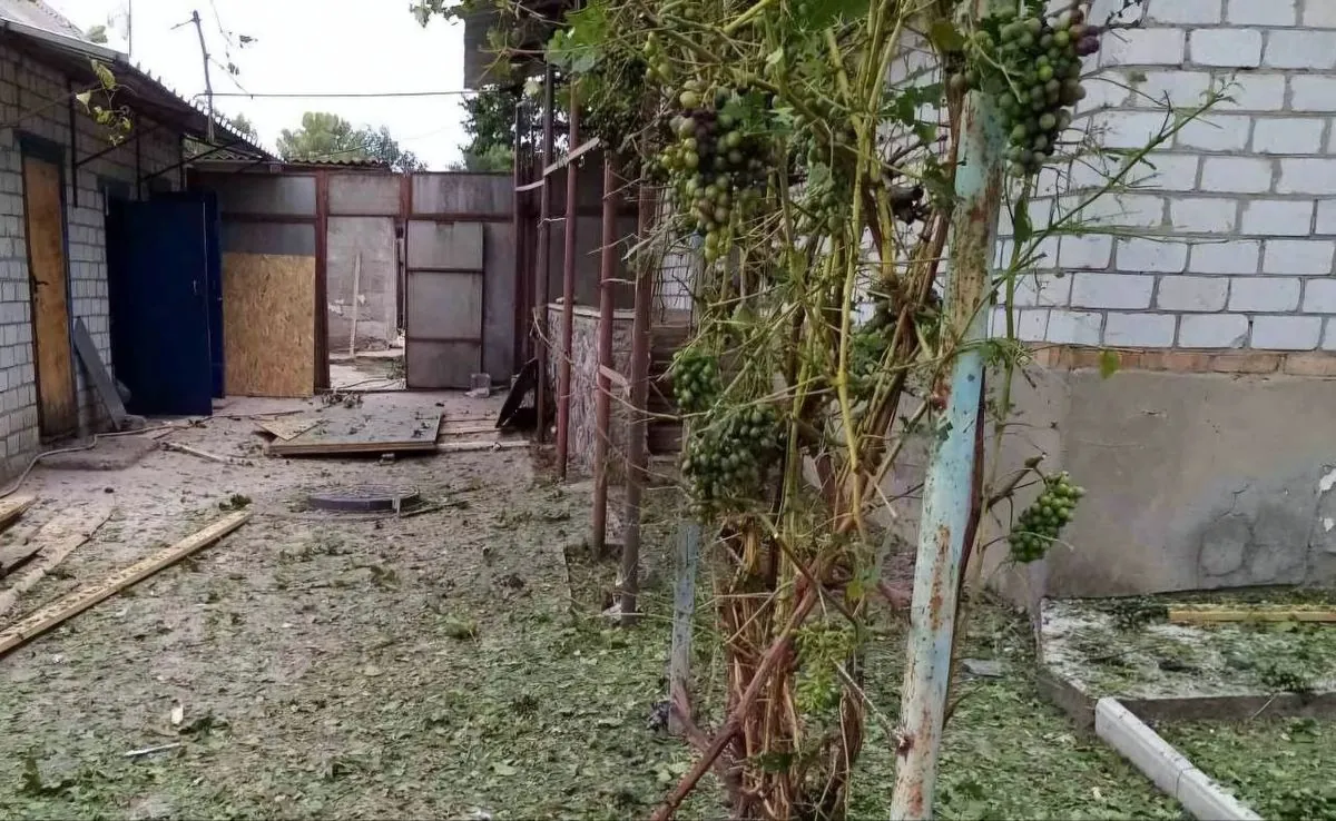 россияне обстреляли Днепропетровскую область: повреждена инфраструктура и 9 домов