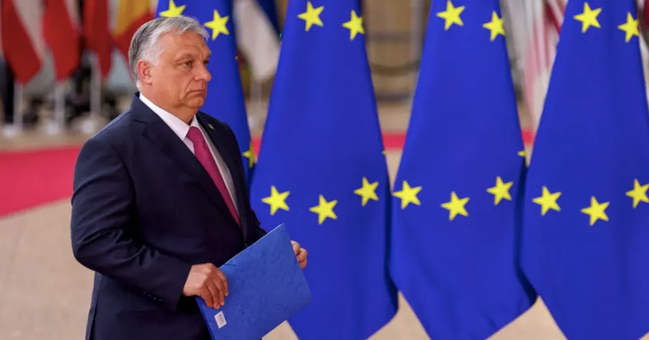 european-parliament-collects-signatures-calling-for-suspension-of-hungarys-participation-in-schengen-politico