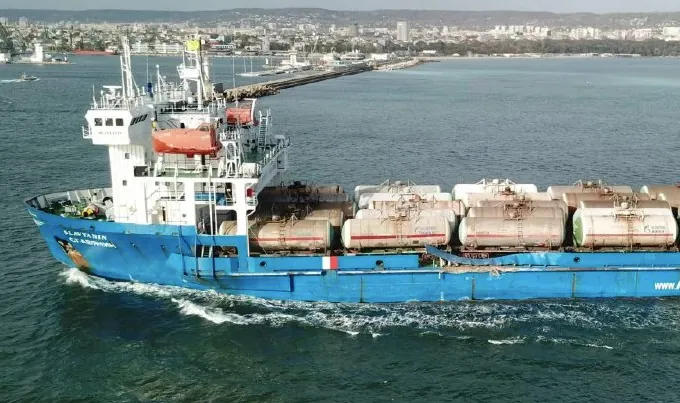 россия хочет закрыть для судоходства часть моря возле Крыма: что известно