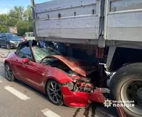 Mazda crashes into a truck in Kyiv in the morning: driver killed