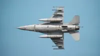 NATO shows how Ukrainian pilots trained on F-16