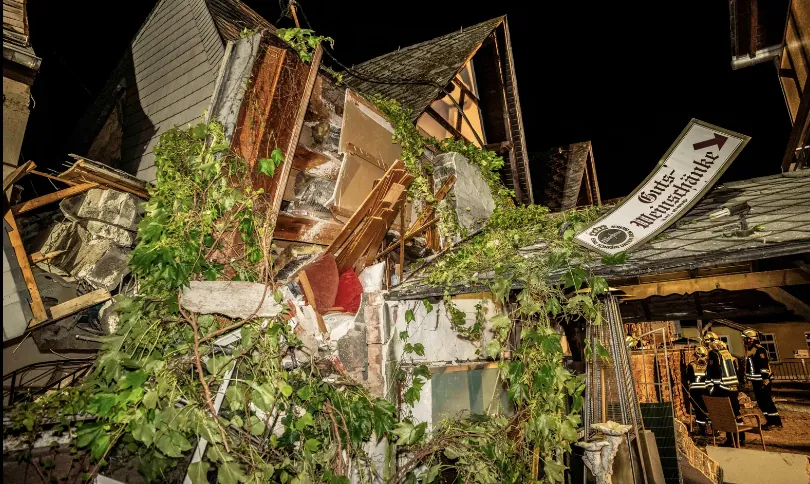 hotel-partially-collapses-in-germany-at-least-one-dead-people-trapped-under-rubble