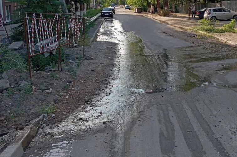 В окупованому Маріуполі критична ситуація з каналізацією та водопостачанням