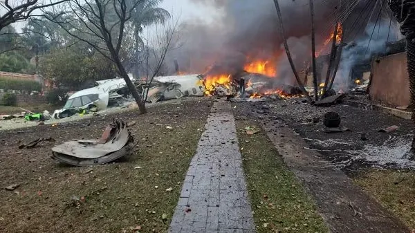 У Бразилії розбився пасажирський літак: на борту перебували 62 людини