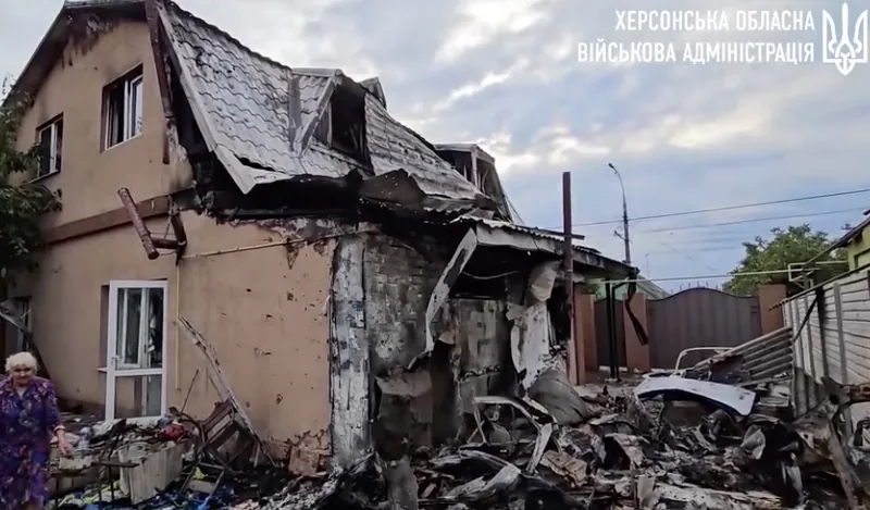 The Russian army shelled Kherson and its suburbs for almost eight hours: RMA provided details and showed the consequences