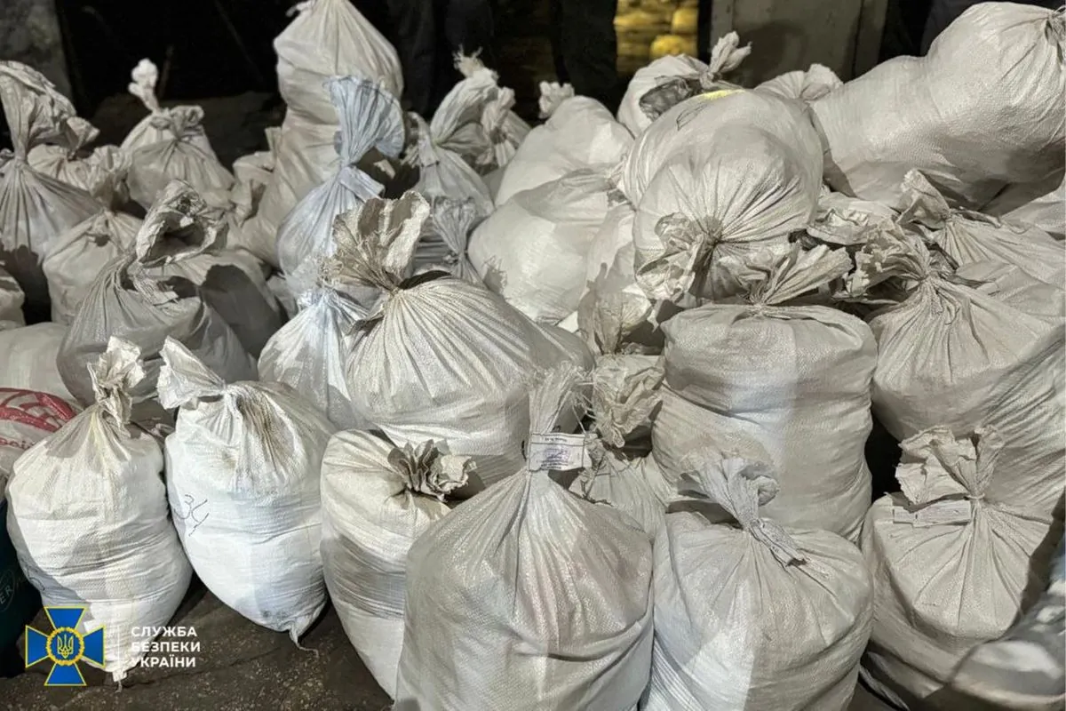 over-1-ton-of-smuggled-heroin-destroyed-in-ukraine