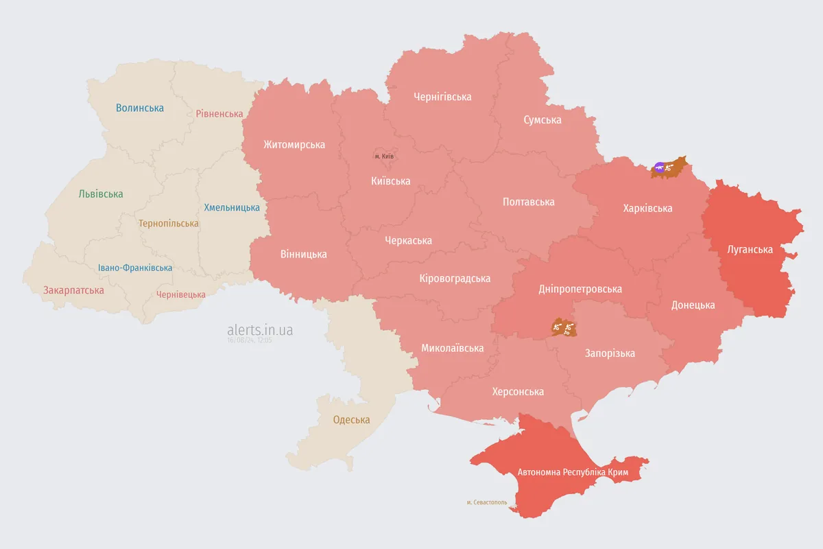 У Сумах і Дніпрі знову повідомили про чутні вибухи на тлі загрози балістики